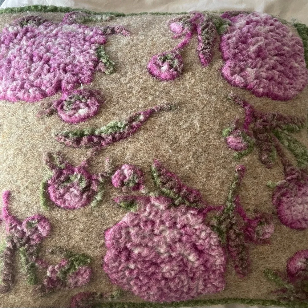 FRATI Italian Home Collection Set of 2 Boiled Wool Pillow Floral Design